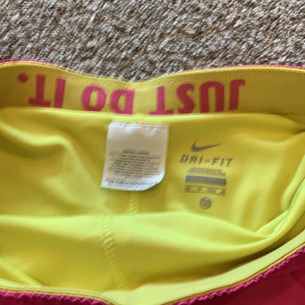 Nike dri-fit running shorts - Picture 5 of 8